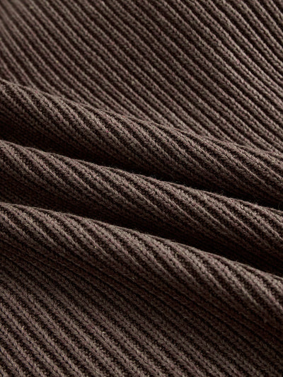 Zalina | Swetrowa sukienka z falbanami — miękka, ciepła i romantyczna.