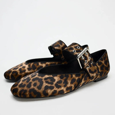 Rosven Pointed Flat