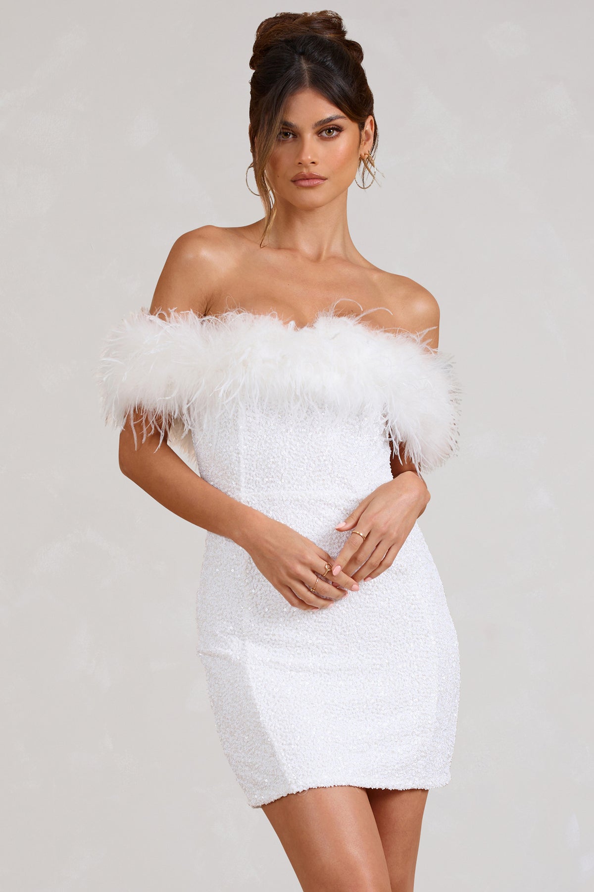 Maison Léa™ | Robe à pailettes avec plumes